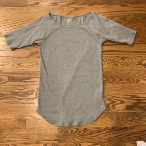 GUC Gap Maternity Grey Half Sleeve Tee; Size S